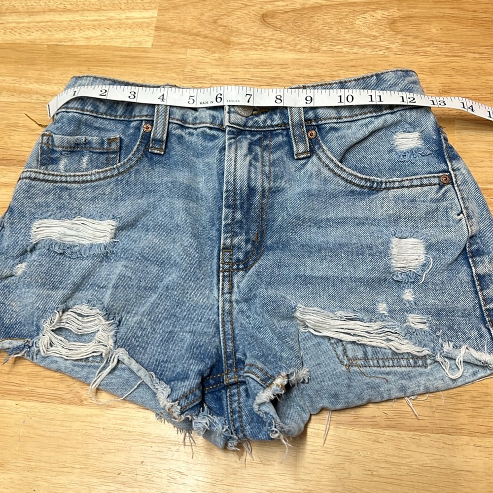 Festival short shorts